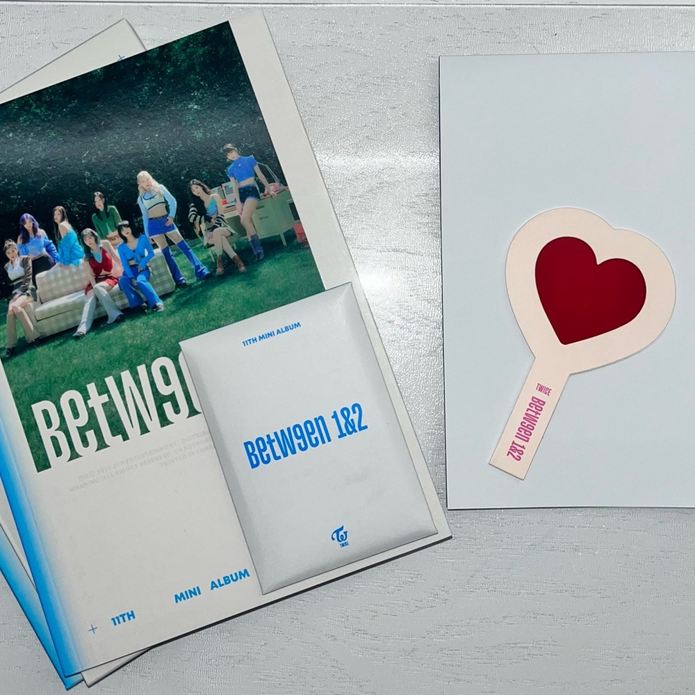 PATHFINDER ALBUM - TWICE